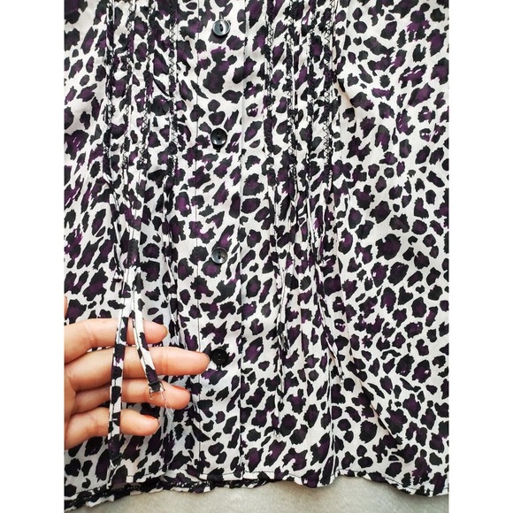 Canda Blouse Top Women's M White Purple Leopard Print Sheer Collar Button Front - Picture 8 of 9